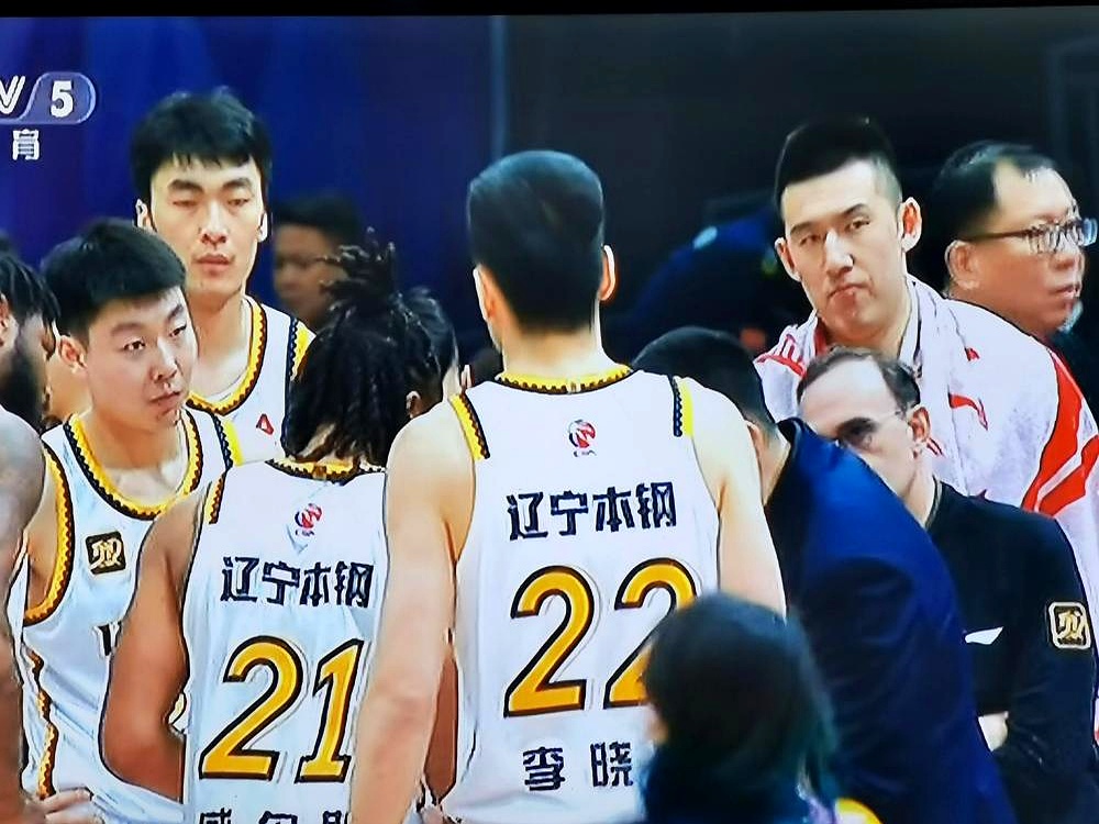 包含辽宁队主场不敌强敌，痛失胜利的词条