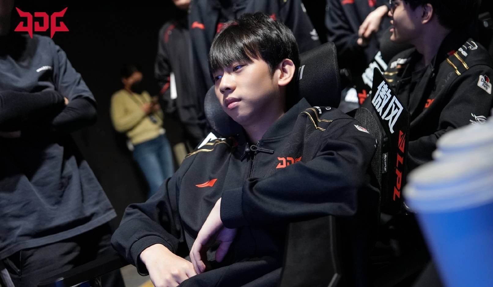 HKA翻盘RNG，Scout开启传奇时刻宿敌对决半决赛，留下经典瞬间