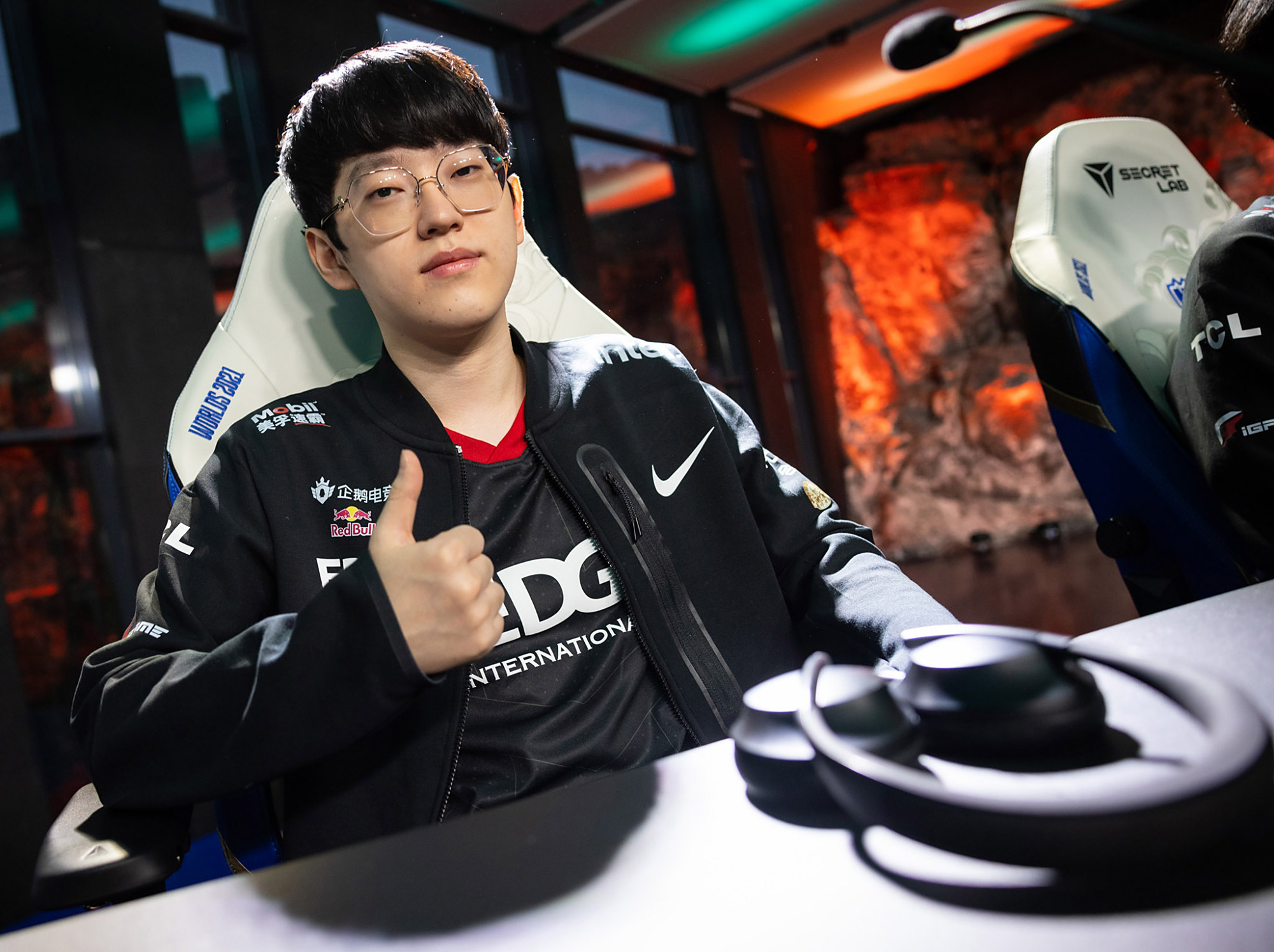 TSM碾压DK，Meiko操刀奇招英雄翻盘激烈交锋半决赛，引爆全场热议