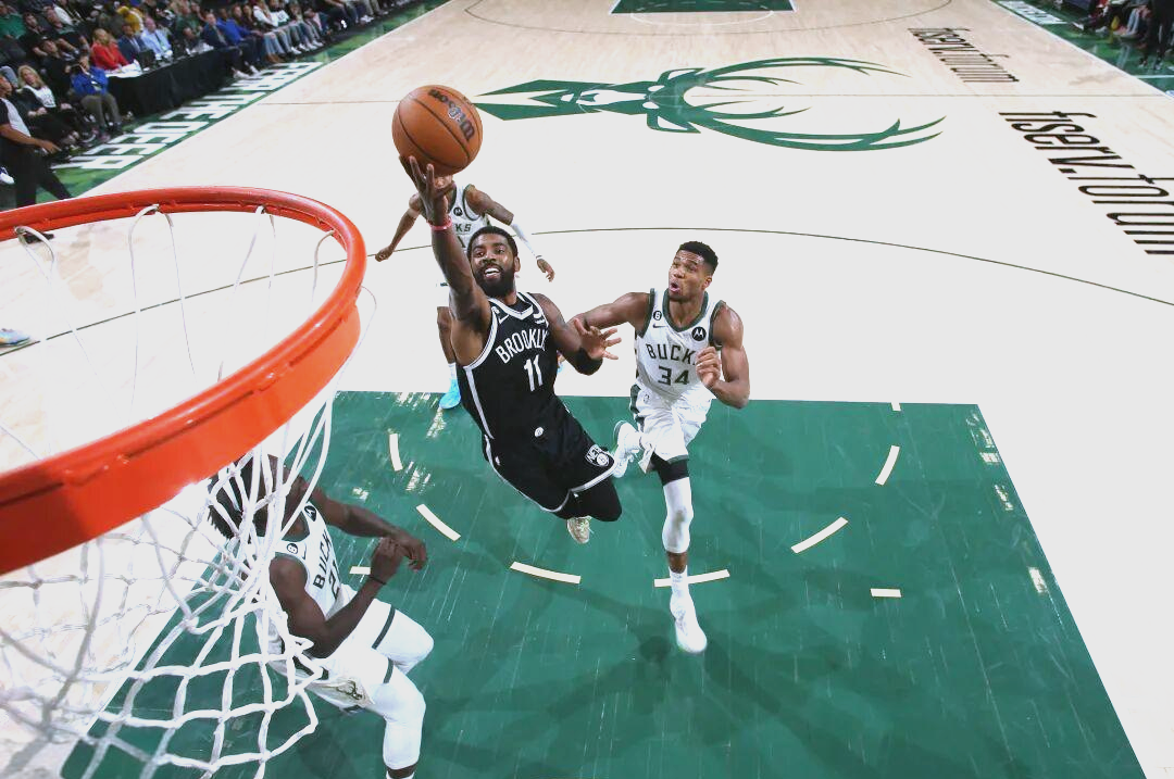 雄鹿队险胜篮网队，晋级下一轮