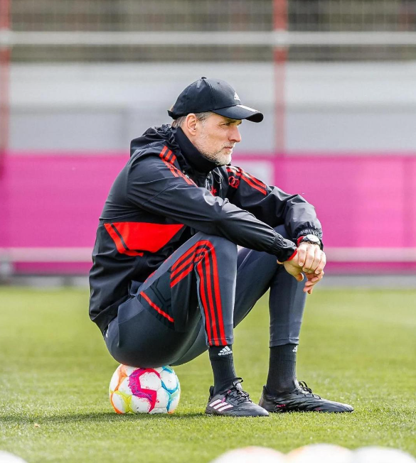 AC米兰主帅遭批评，球迷呼吁换帅