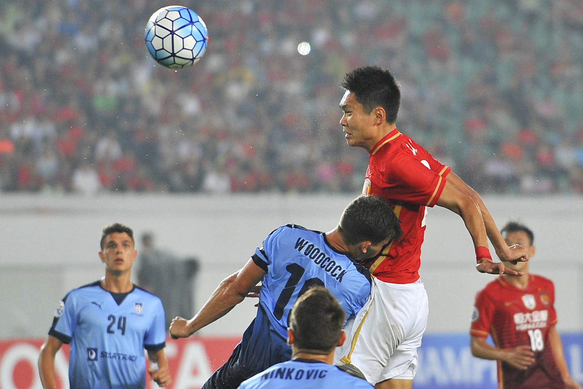 河南建业客场战平武汉卓尔，双方各有收获