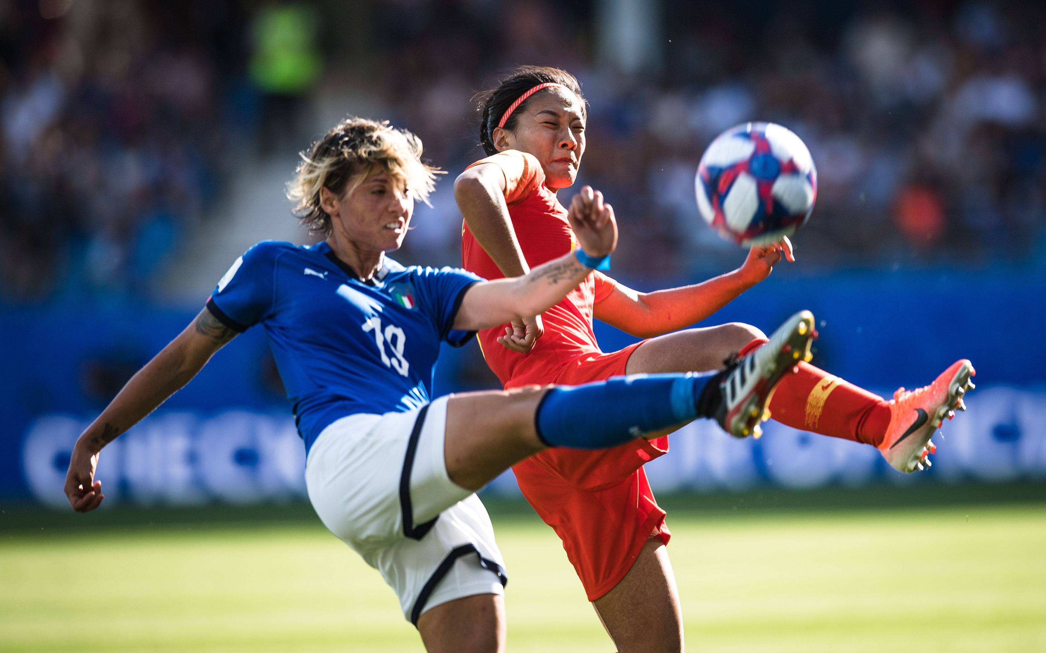 阿根廷女子足球联赛热浪来袭