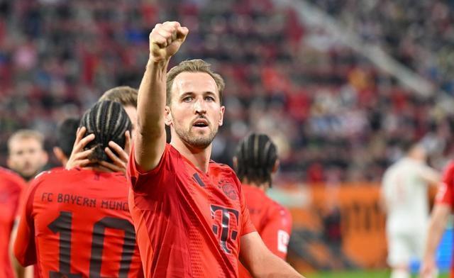 奥格斯堡队在比赛中实现逆转