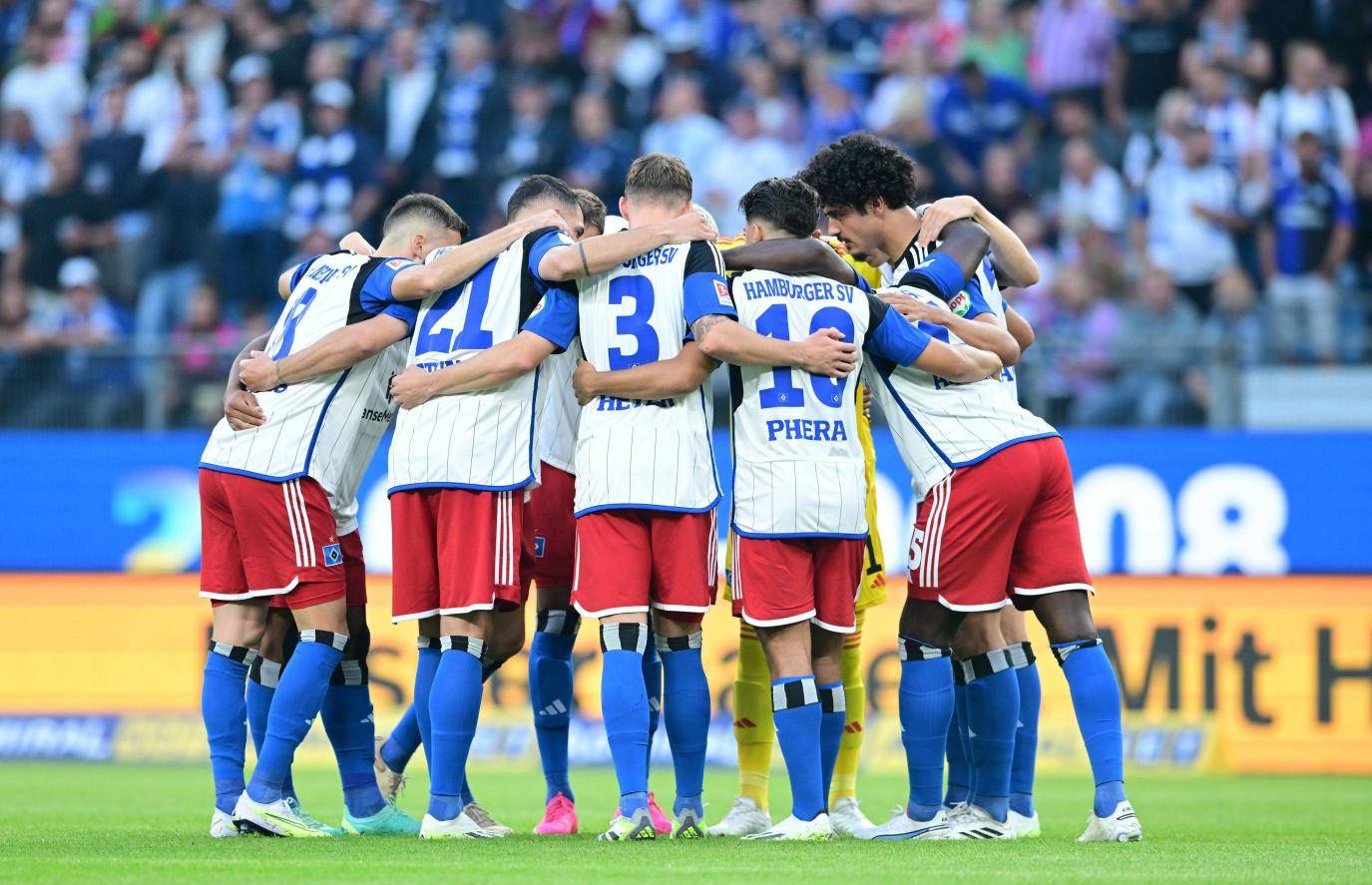 开云体育平台APP-勒沃库森客场击败多特蒙德，取得关键胜利