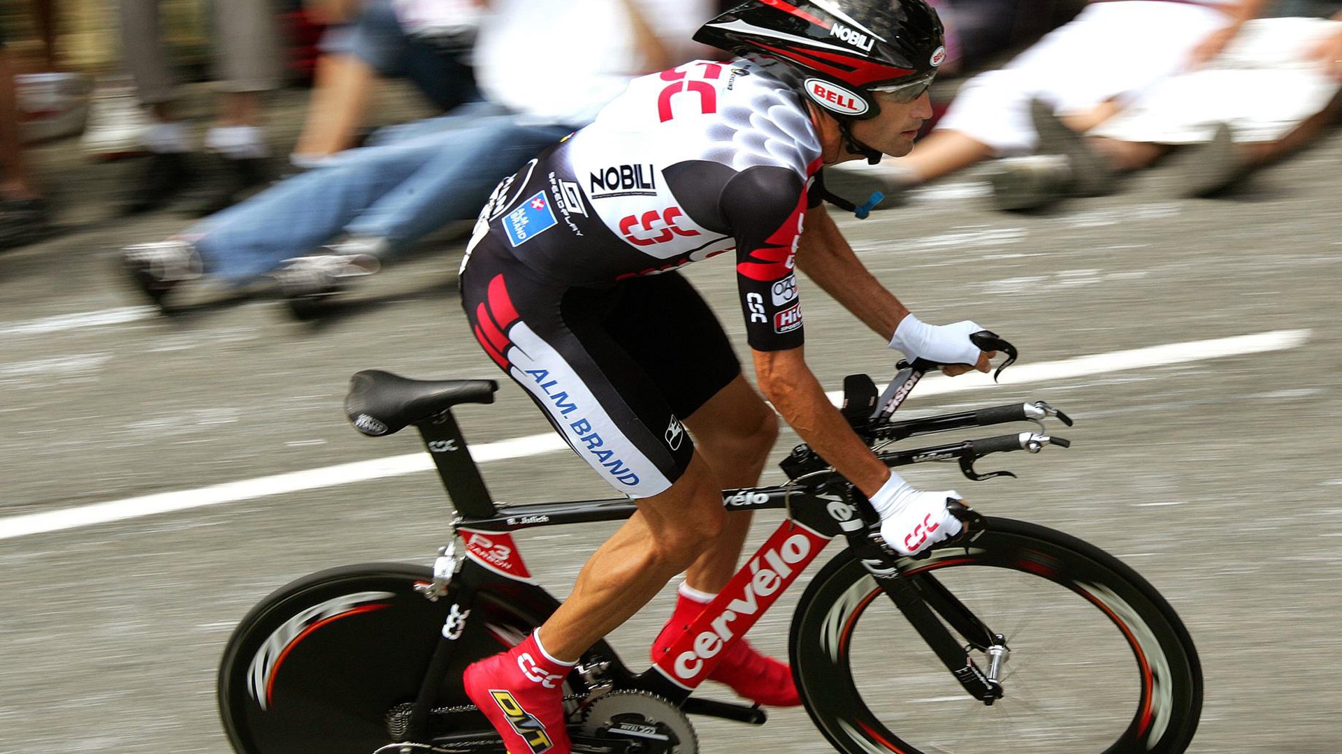 整体交响与独奏华章，勒沃库森狂胜背后的布鲁诺时刻