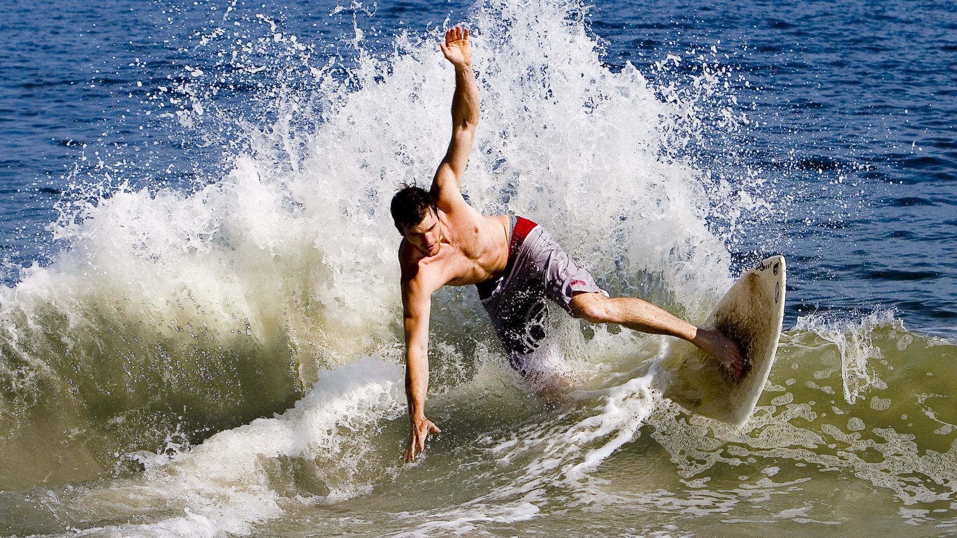 颠覆与接管，吉林冰雪寒流与希腊神祇的奥运宣言