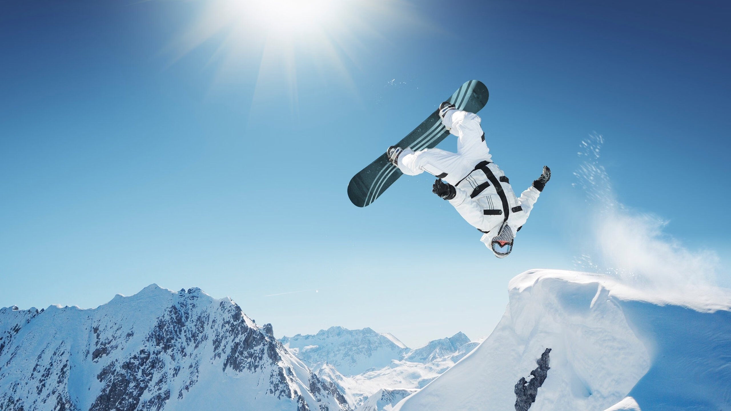 赛道上的心理博弈,拉塞尔如何在极限压力下轻取雷诺