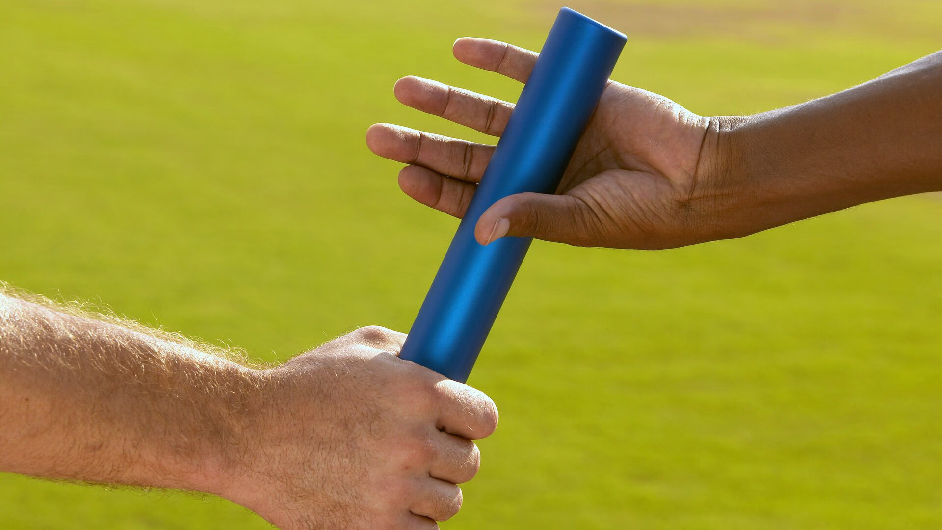 速度与策略的双重奏，阿斯顿马丁碾压哈斯，勒克莱尔改写历史