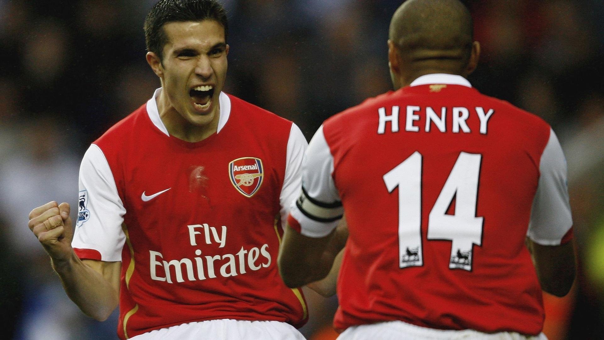 蓝黑风暴席卷德国战车，萨拉赫绝杀定乾坤